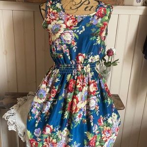 HXY large dress elastic waist sheer and light